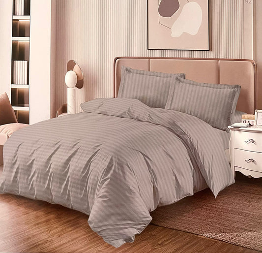 Lenjerie Damasc cu Elastic, pat dublu, 4 piese, Pucioasa, Gri